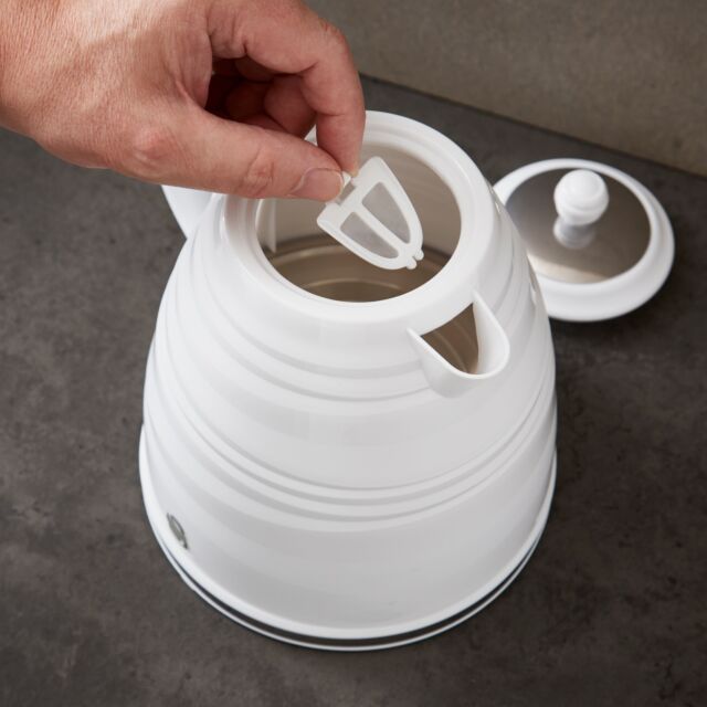 Swan SK31050WN Swan Symphony 1.7Ltr Jug Kettle