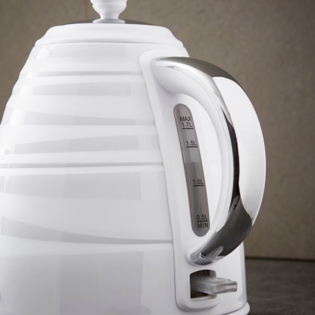 Swan SK31050WN Swan Symphony 1.7Ltr Jug Kettle